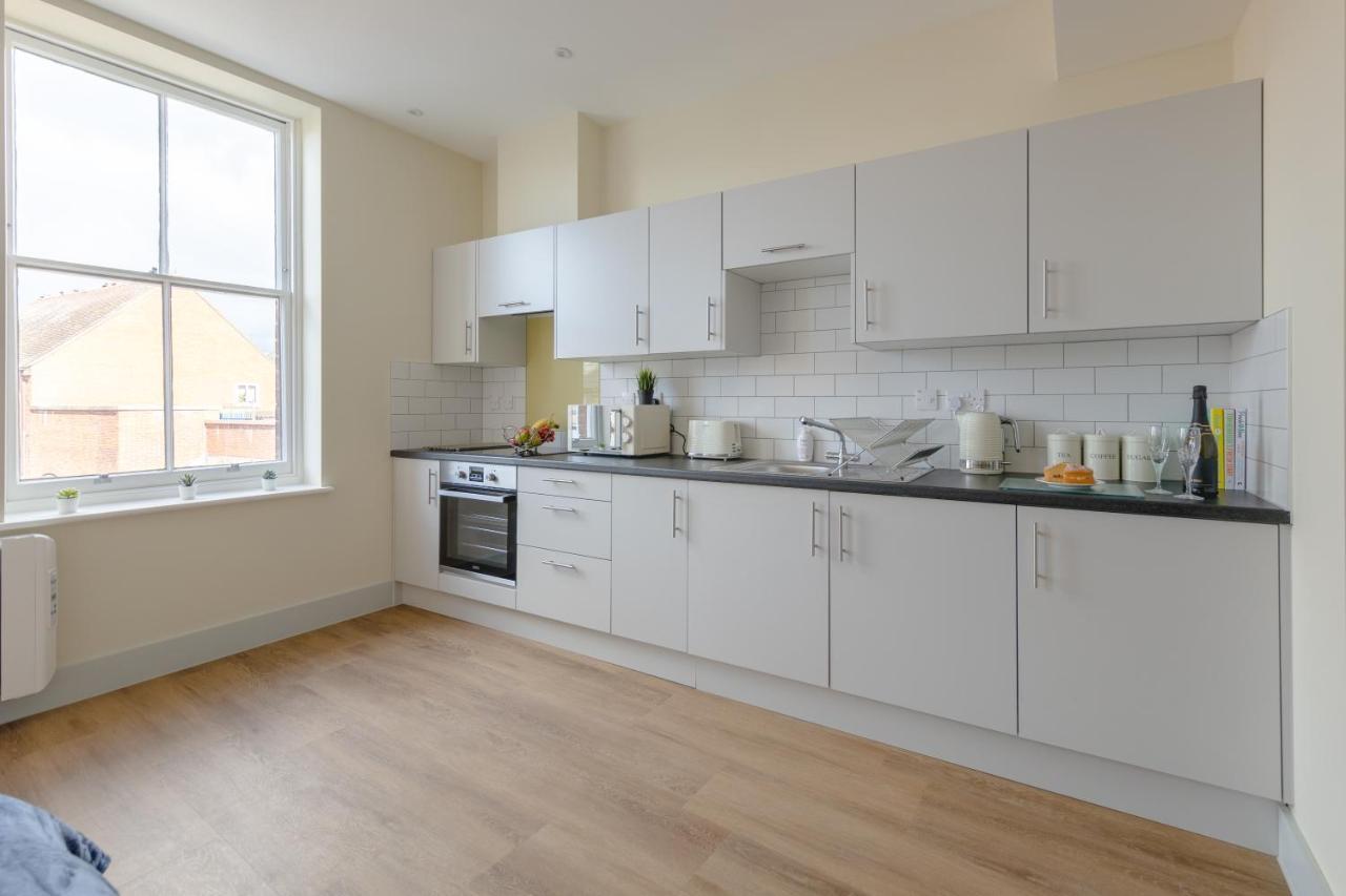 Hereford City Centre - Apartment 7, Isabella House - Modern Apartment In The Heart Of The City - Sleeps 2 Guests - Hosted By Rentmyhouse Екстер'єр фото